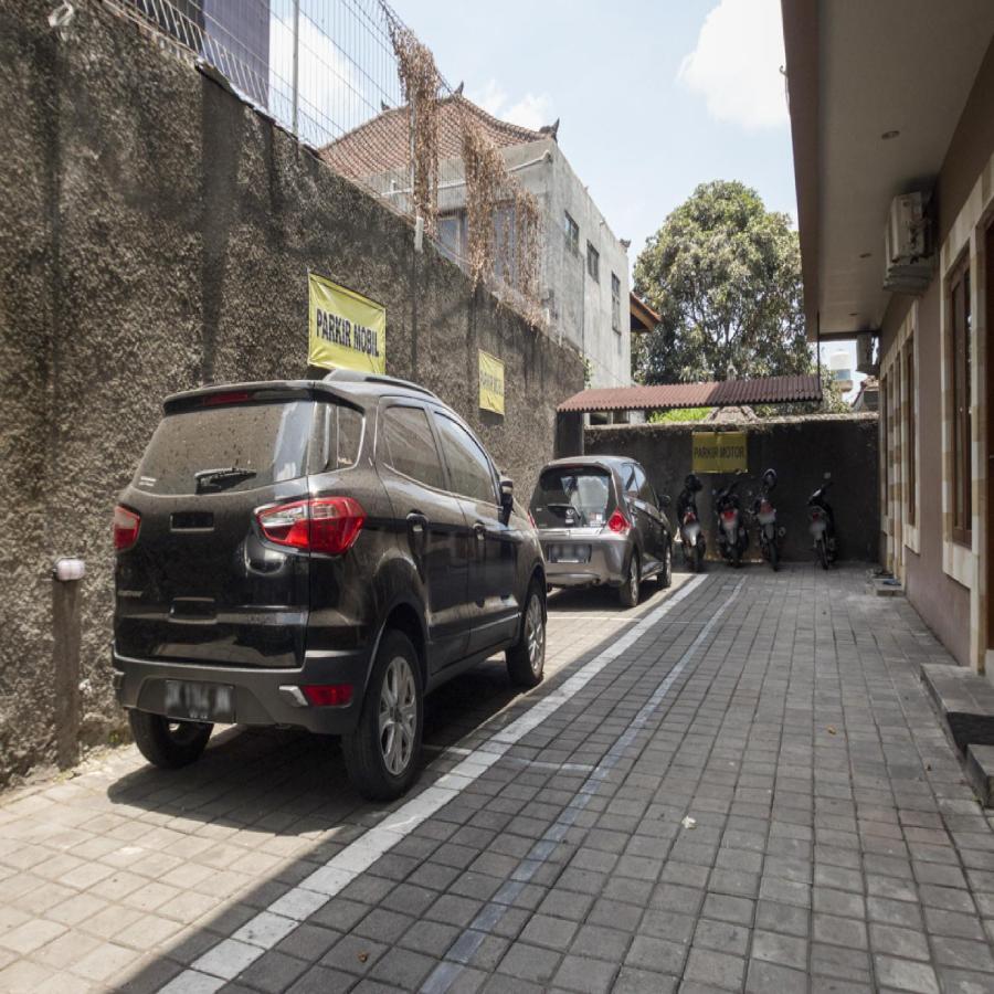 Reddoorz @ Gunung Sanghyang Kerobokan Denpasar Exterior foto